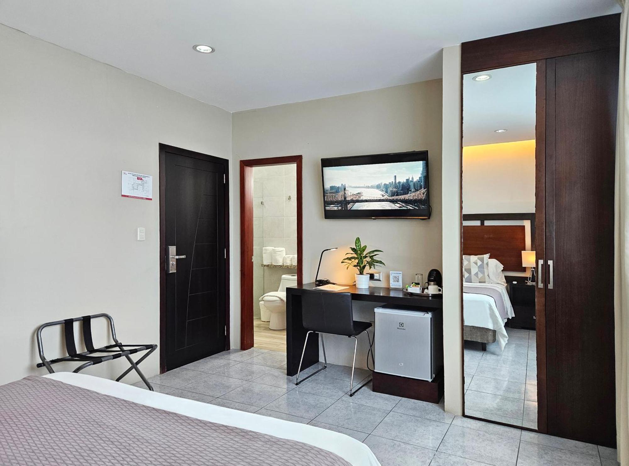 Hotel Perla Spondylus مانتا المظهر الخارجي الصورة