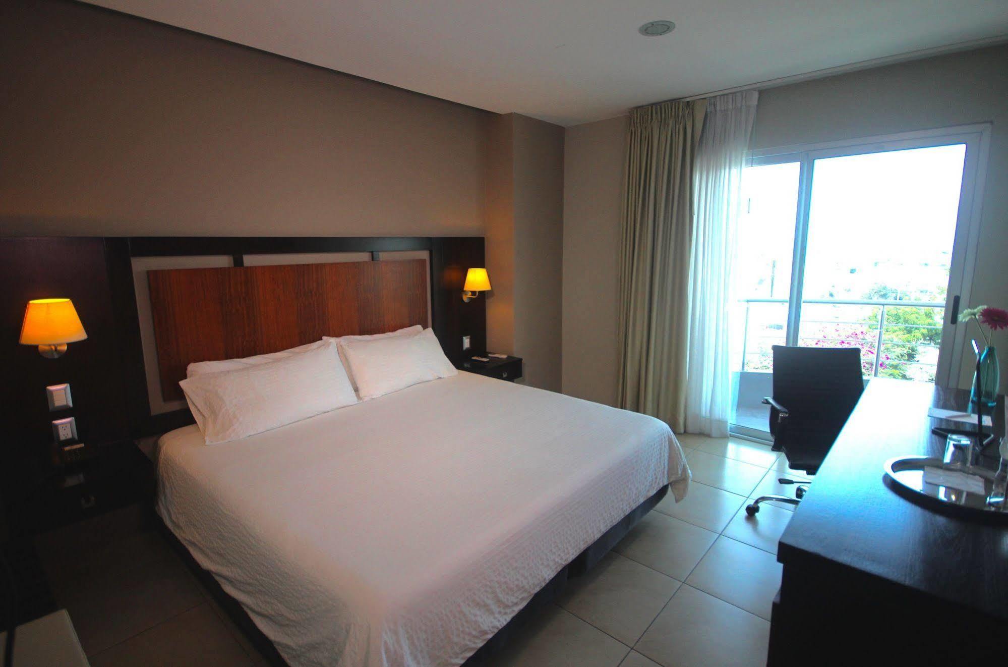 Hotel Perla Spondylus مانتا المظهر الخارجي الصورة